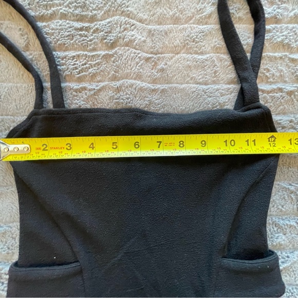 LBD - Picture 5 of 7